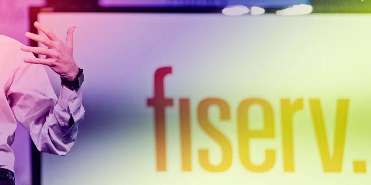 Featured image for Fiserv's Stablecoin Launch Boosts Stock and Strengthens PayPal Partnership