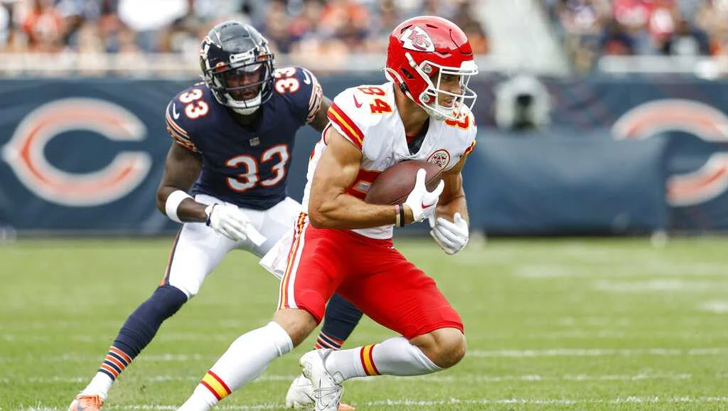 Chiefs Re-Sign Wide Receiver Justin Watson for Two Years