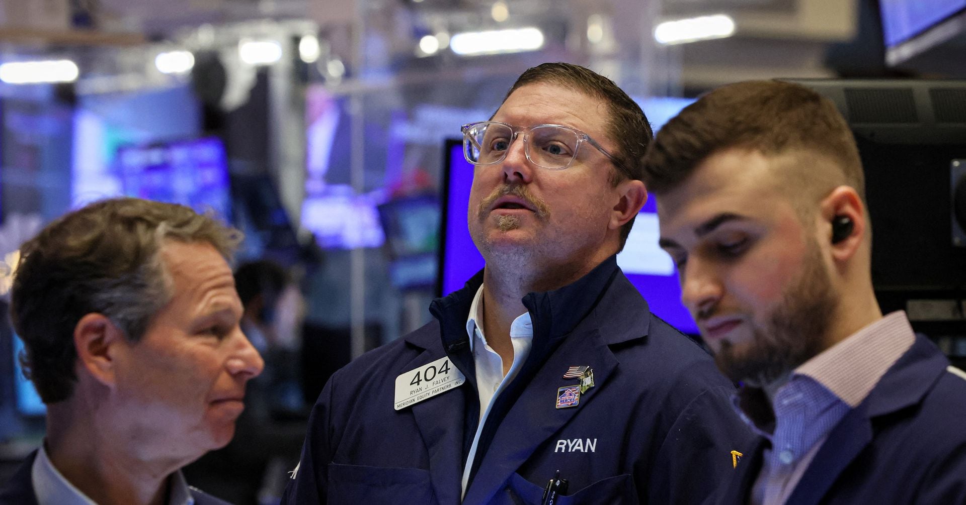 "Inflation Data Spurs Record Highs for S&P and Nasdaq, Fueling Rate Cut Speculation"
