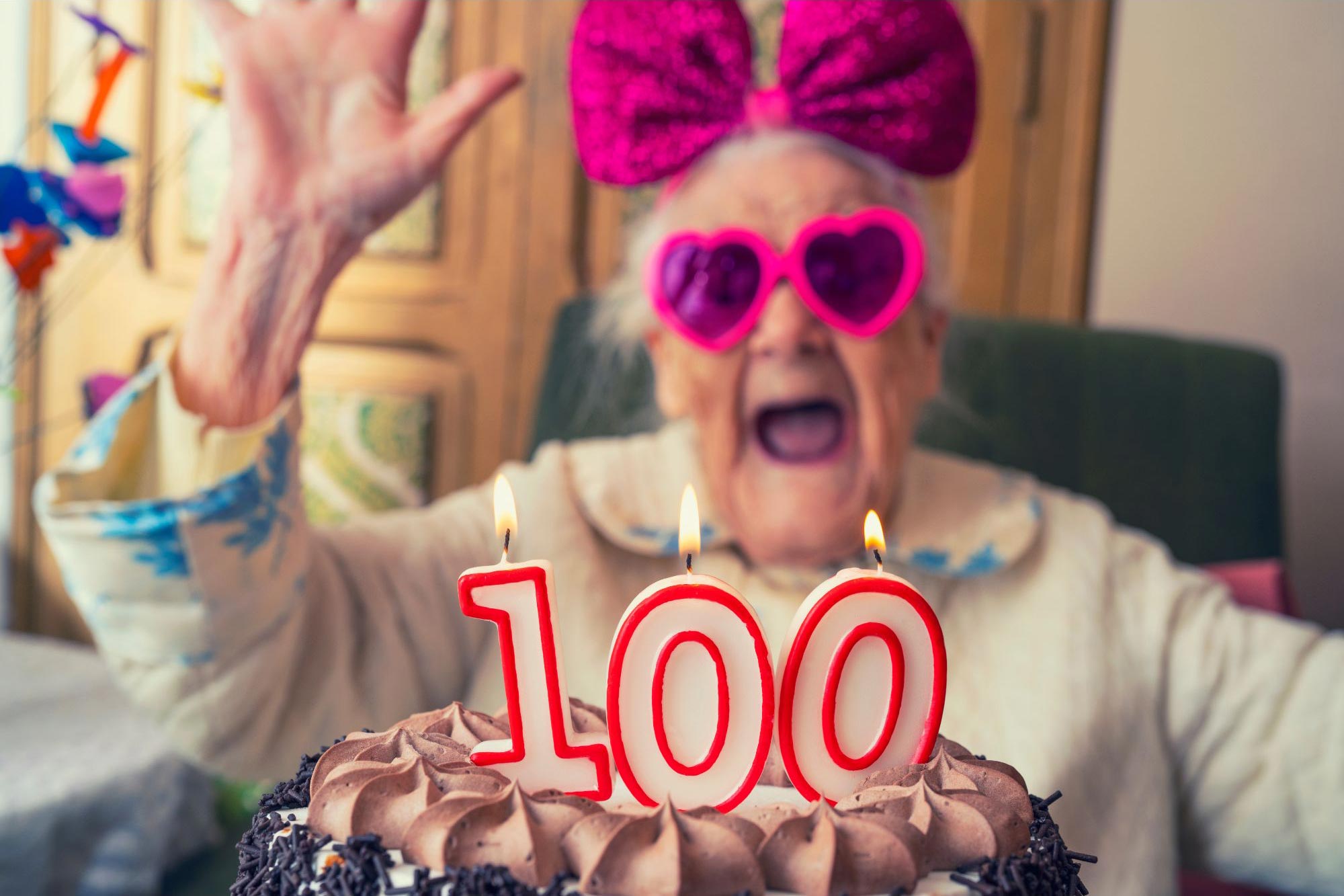 Featured image for Study Warns 100-Year Lifespan May Remain Unattainable