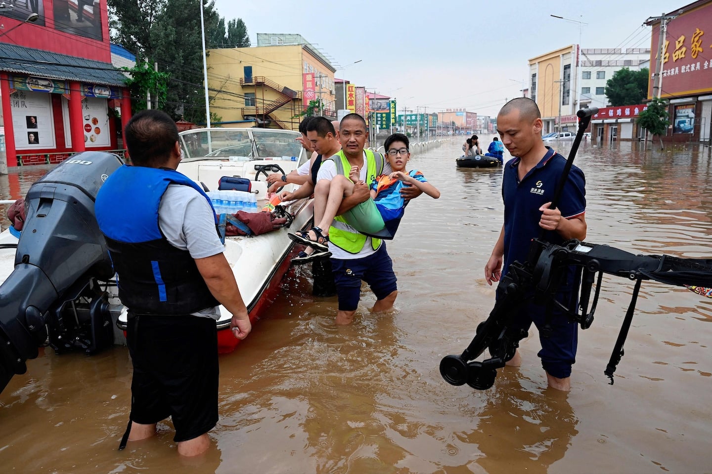 Featured image for "Xi's pet project leads to sacrifice of Chinese towns in flood crisis"