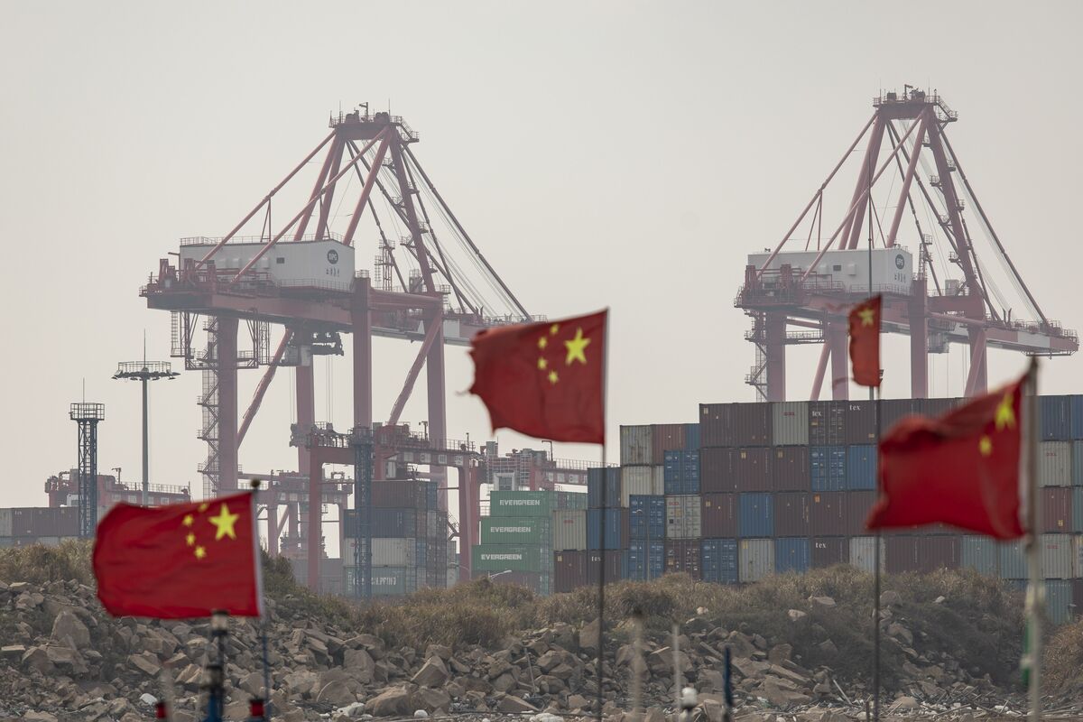 "Xi Jinping's Economic Plan Raises Risk of New Trade War with China"