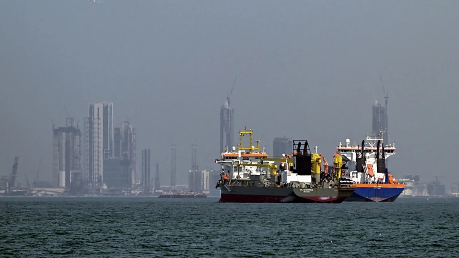 Gulf Attacks Stall Shipping as Iran Warns Oil Could Hit $200