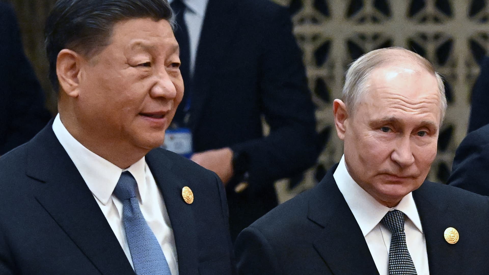 EU Mulls Sanctions on Chinese and Indian Firms for Assisting Russia's Military Efforts