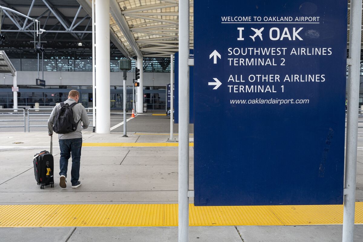 Oakland Airport Renamed to Include "San Francisco Bay" Despite Controversy