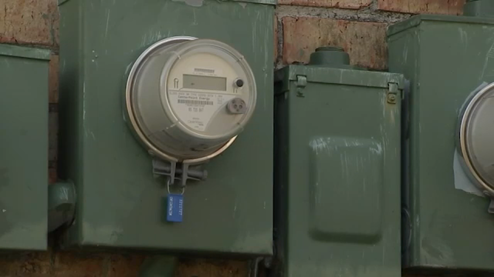 Featured image for "Energy Expert Doug Lewin Assesses ERCOT's Response to High Demand in Texas Power Grid"