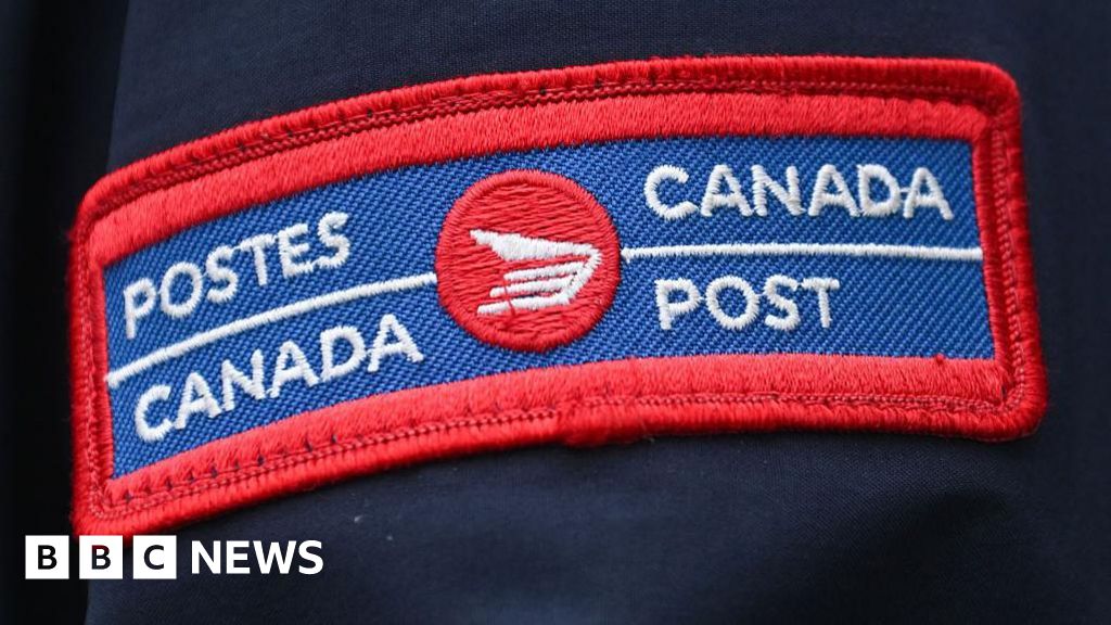 Featured image for Canada Post Strike Causes Nationwide Mail Disruptions