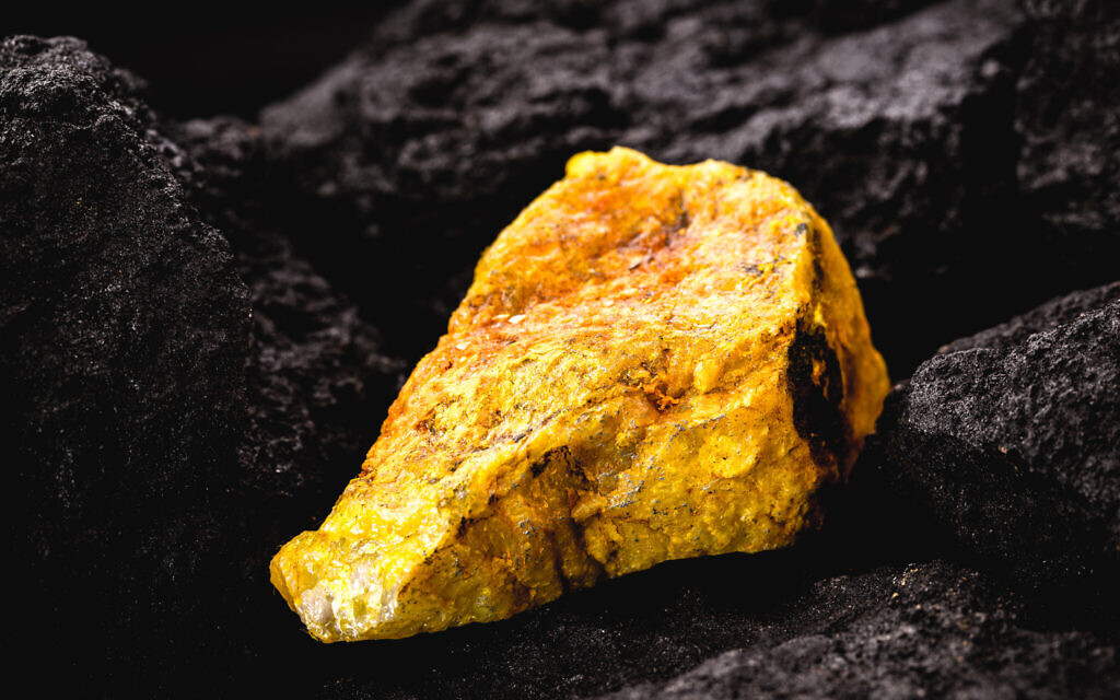 Featured image for Iran's Strategic Interests in Syria: Phosphates, Oil, and Hamas