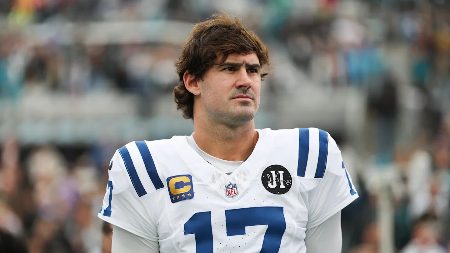 Colts sign Daniel Jones to two-year, $100M contract with creative incentives