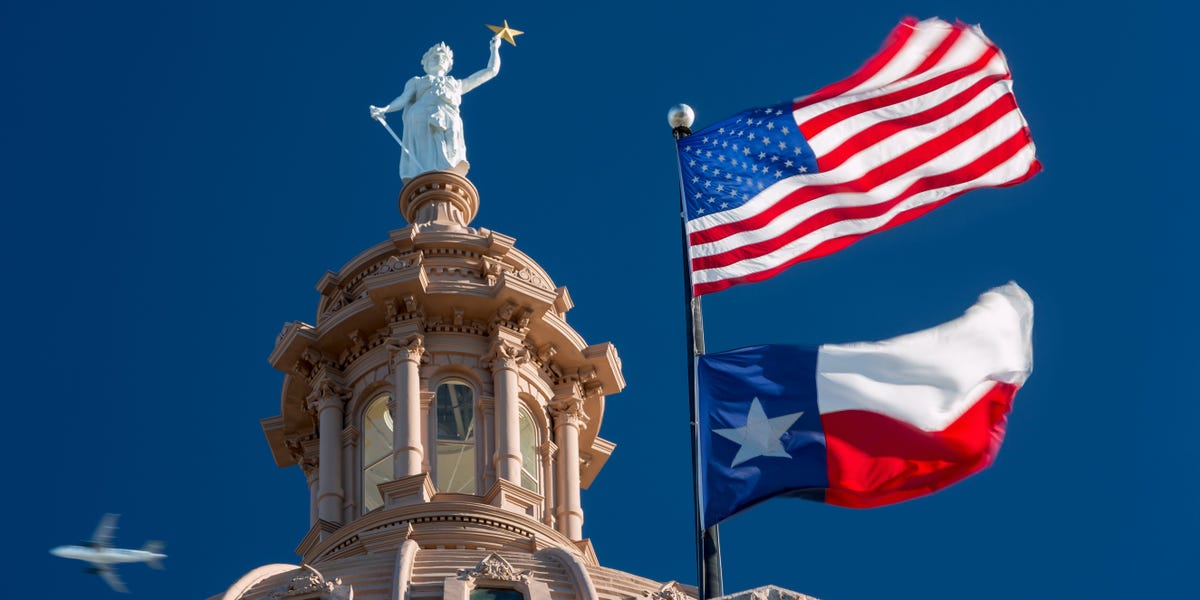 Texas Exodus: The Mass Departure from the Lone Star State