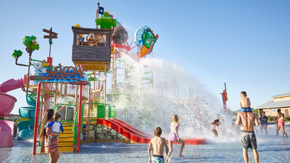 Featured image for Mother's Day Weekend Draws Crowds and Deals Across the US