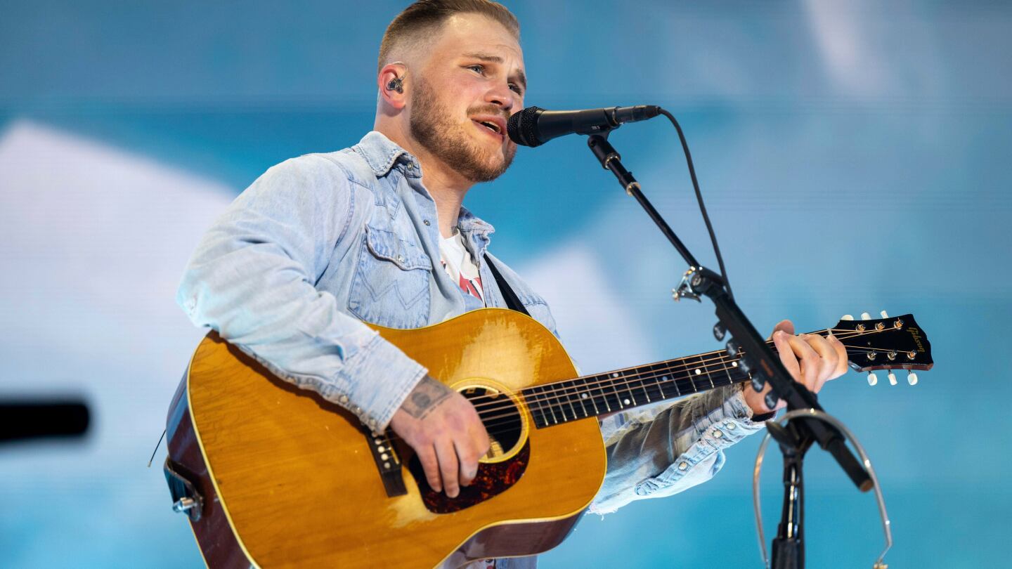 Featured image for Country Singer Zach Bryan Marries Samantha Leonard