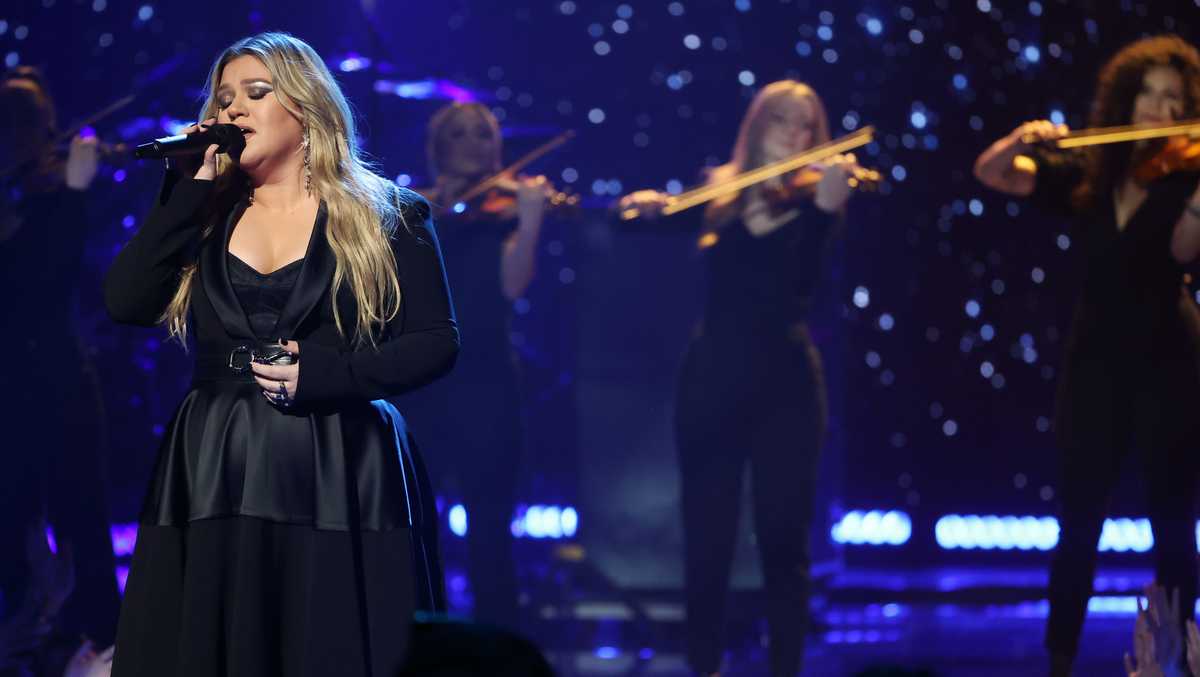 Kelly Clarkson's "Chemistry" album: featuring Steve Martin and songs about heartbreak and divorce.