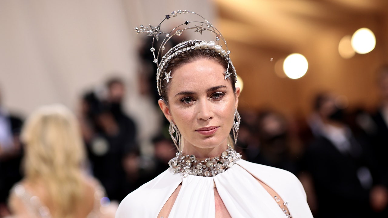 Featured image for "Emily Blunt Faces Backlash for Fat-Shaming Incident Caught on Camera"