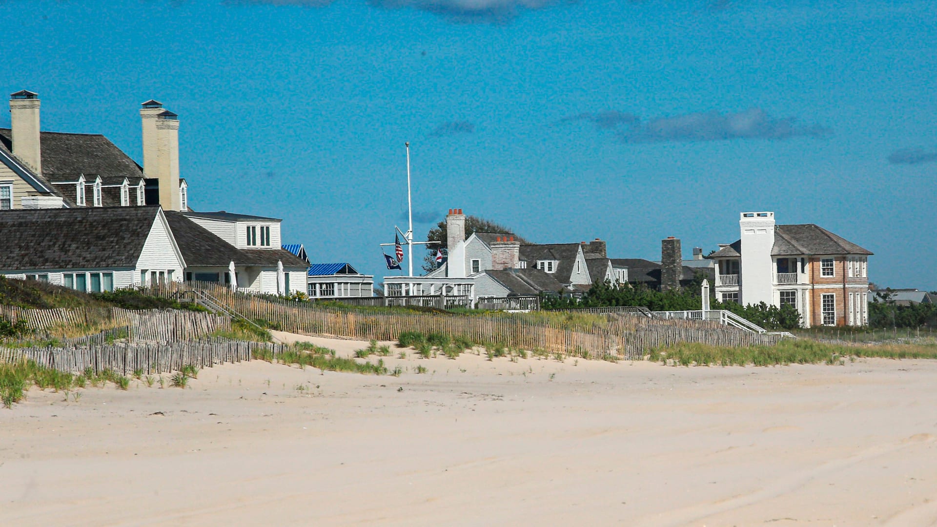 Featured image for Hamptons rental prices drop due to oversupply.
