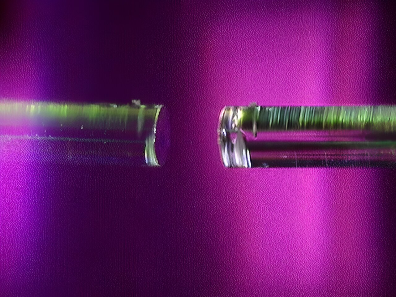 Featured image for "Breakthrough Method Enhances Single Molecule Observation"