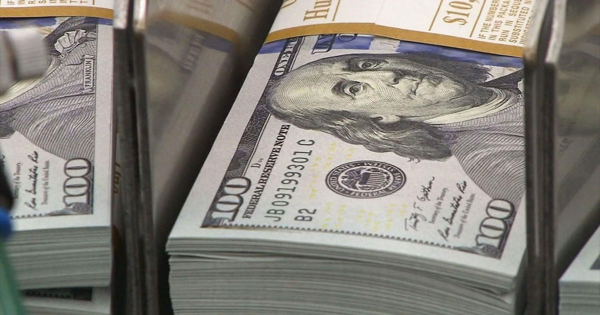 Featured image for Women Drive Dead Man to Bank to Withdraw Money, Resulting in Charges