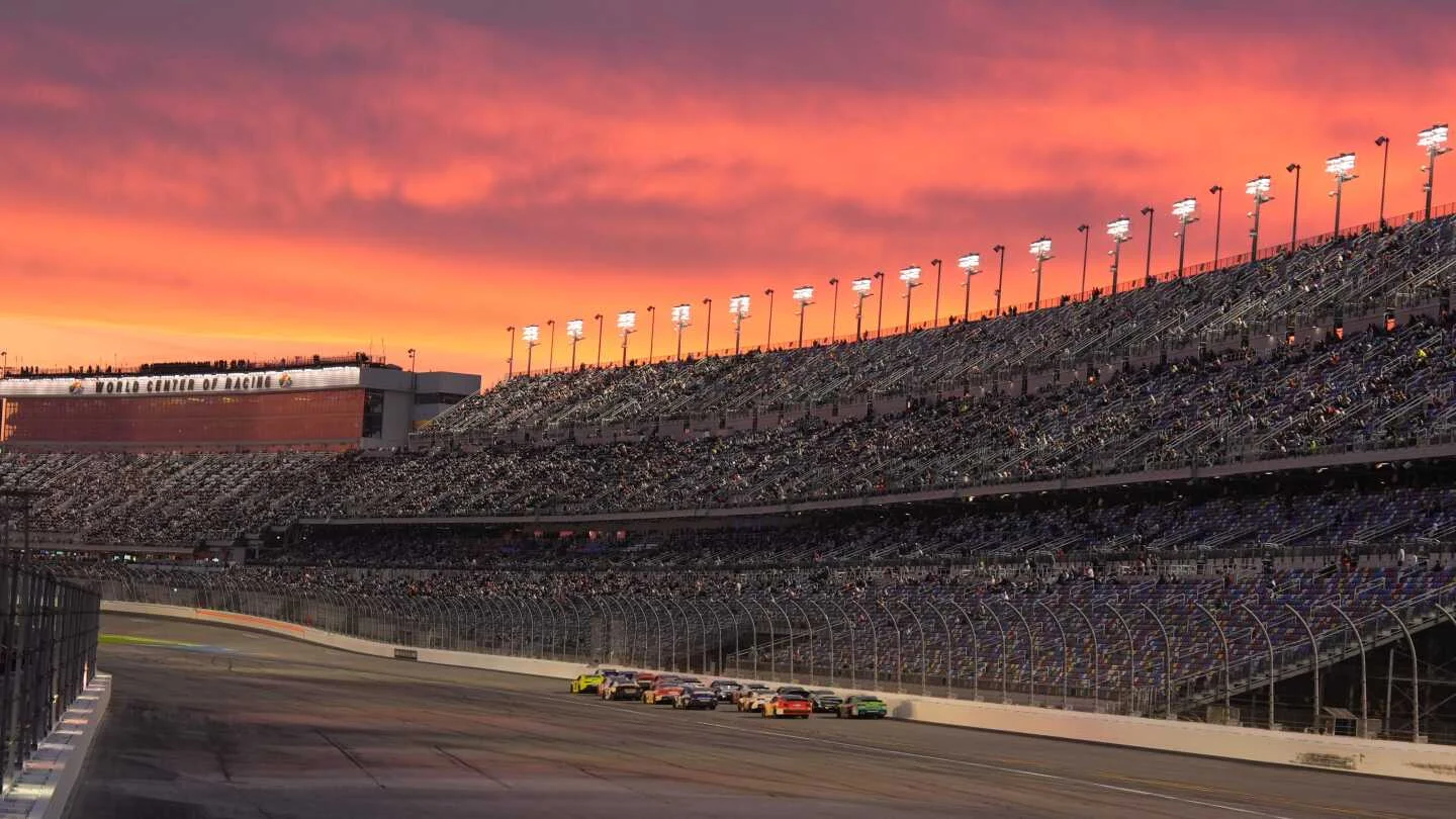 Daytona 500 kicks off earlier as weather prompts a 1:30 PM ET start