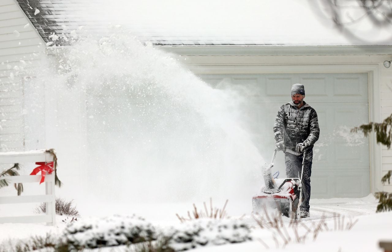 "Winter Storm Brings Heavy Snowfall and Warnings Across Ohio"