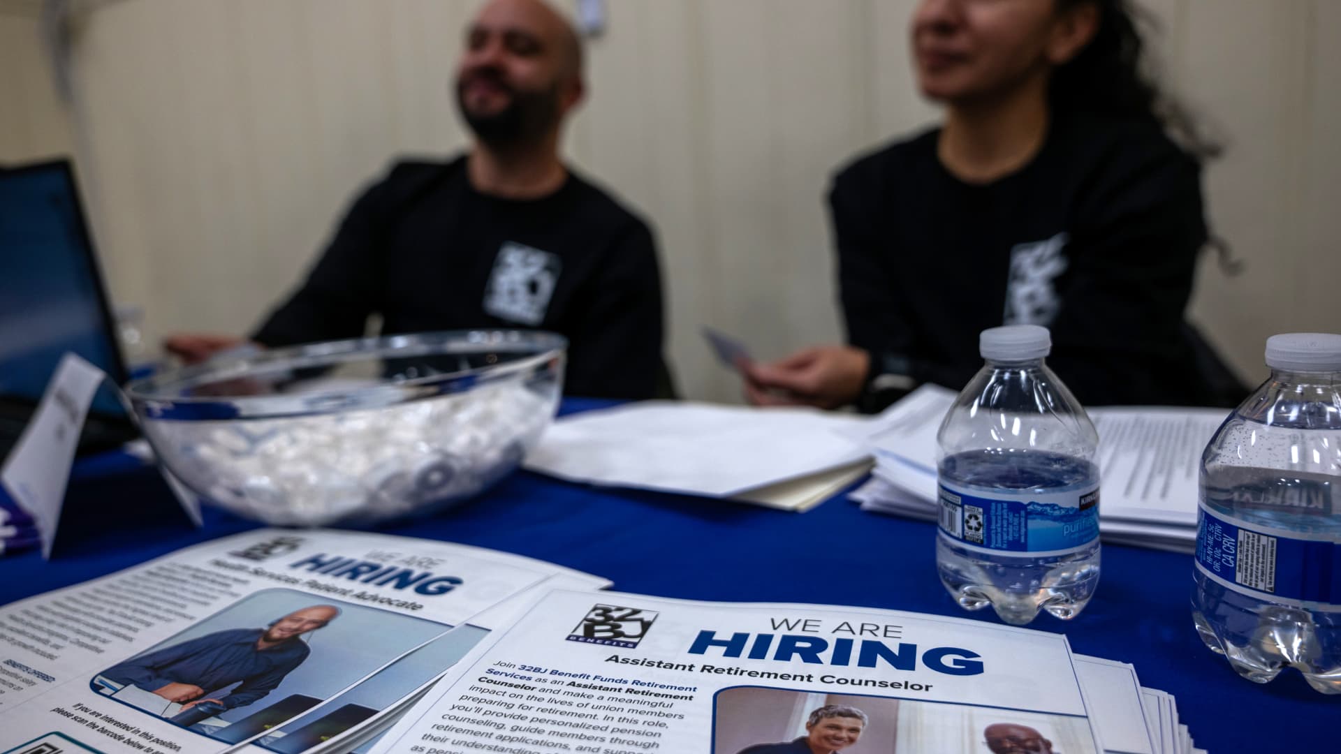 Featured image for U.S. Jobs Report Signals Growing Economic Concerns