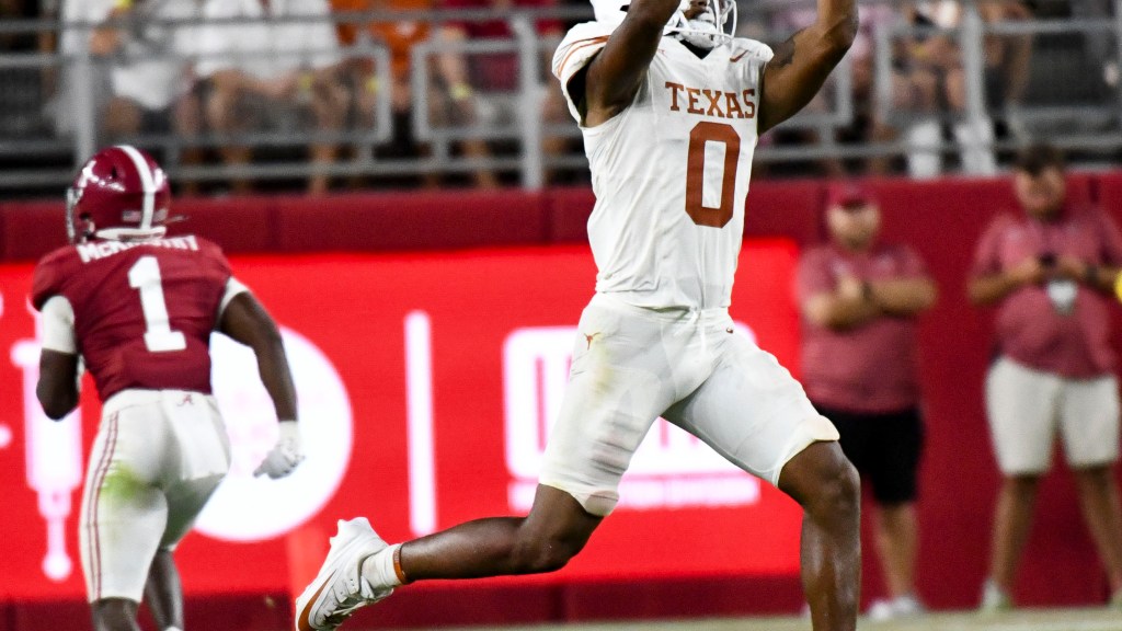 Iowa State OL Challenges Texas: "Prepare for the Unexpected"