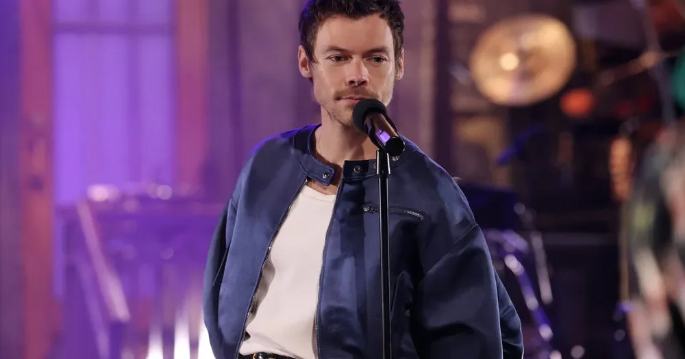Harry Styles Finds His Groove on SNL Return