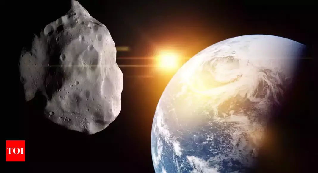 Eiffel Tower-Sized Asteroid to Make Historic Close Approach to Earth