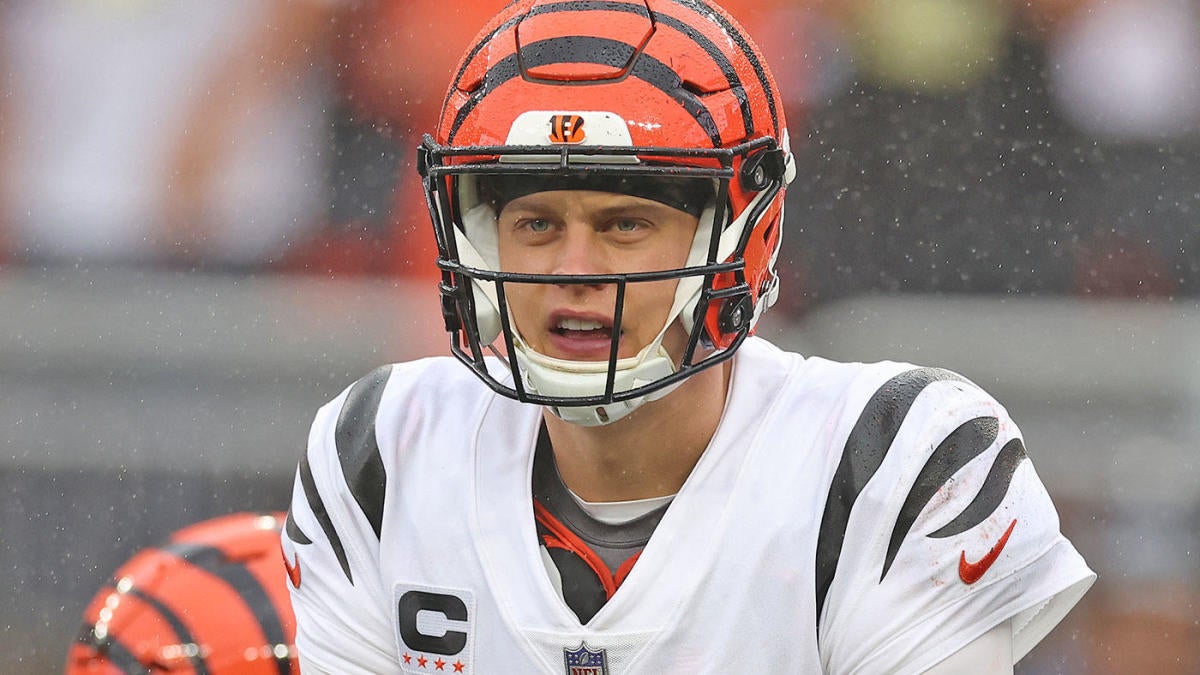 "Fantasy Football Injuries: Joe Burrow's Calf Injury Worsens in Week 2 Loss"