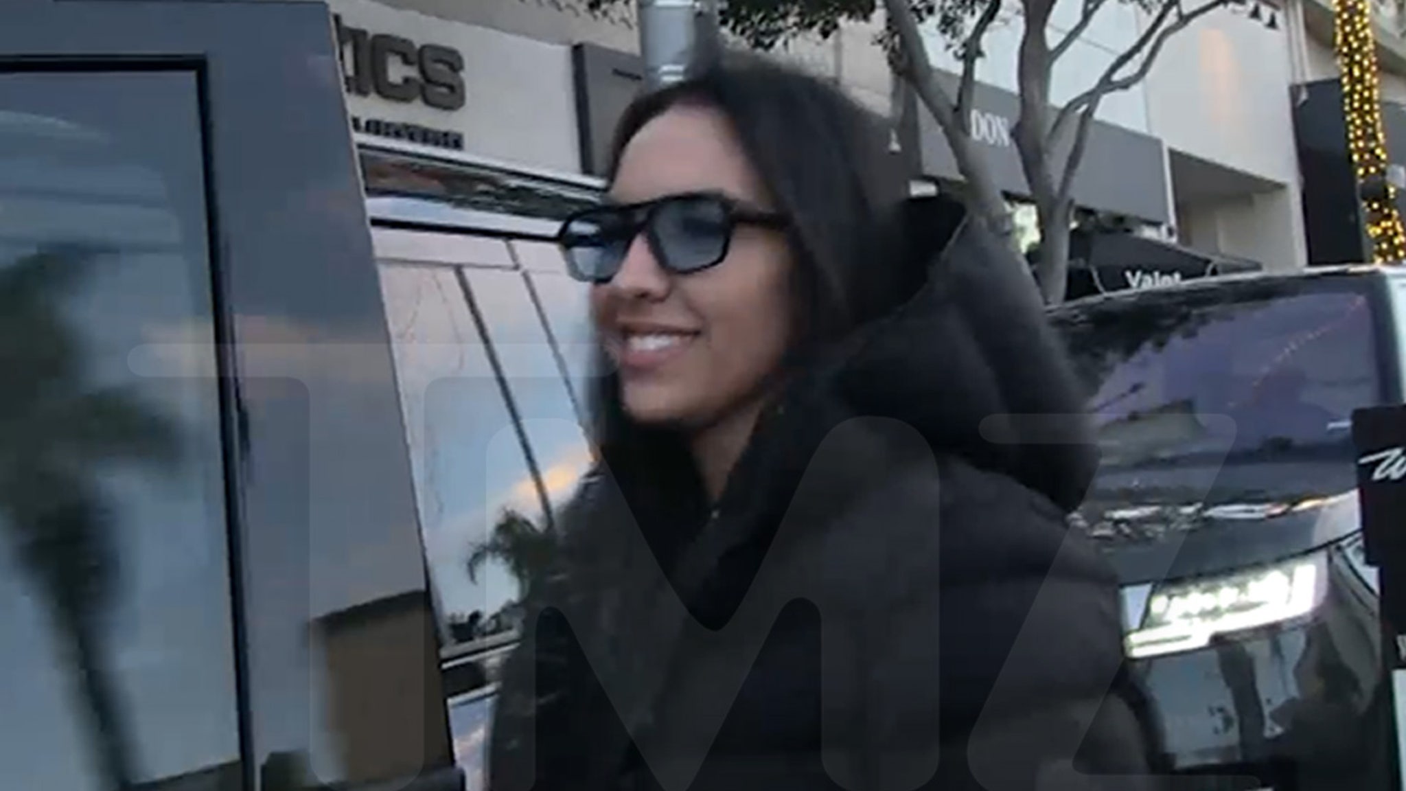 Featured image for Al Pacino's Girlfriend Noor Alfallah Rejects Marriage, Focuses on Motherhood