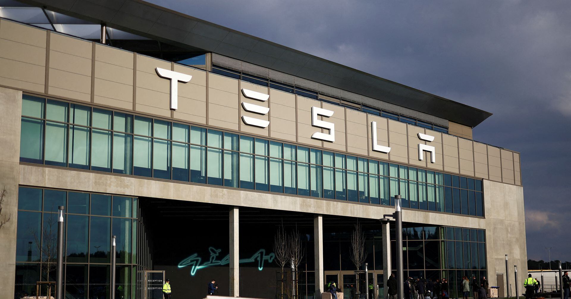 Featured image for "Tesla's Berlin Gigafactory Resumes Production After Power Restoration Following Sabotage"