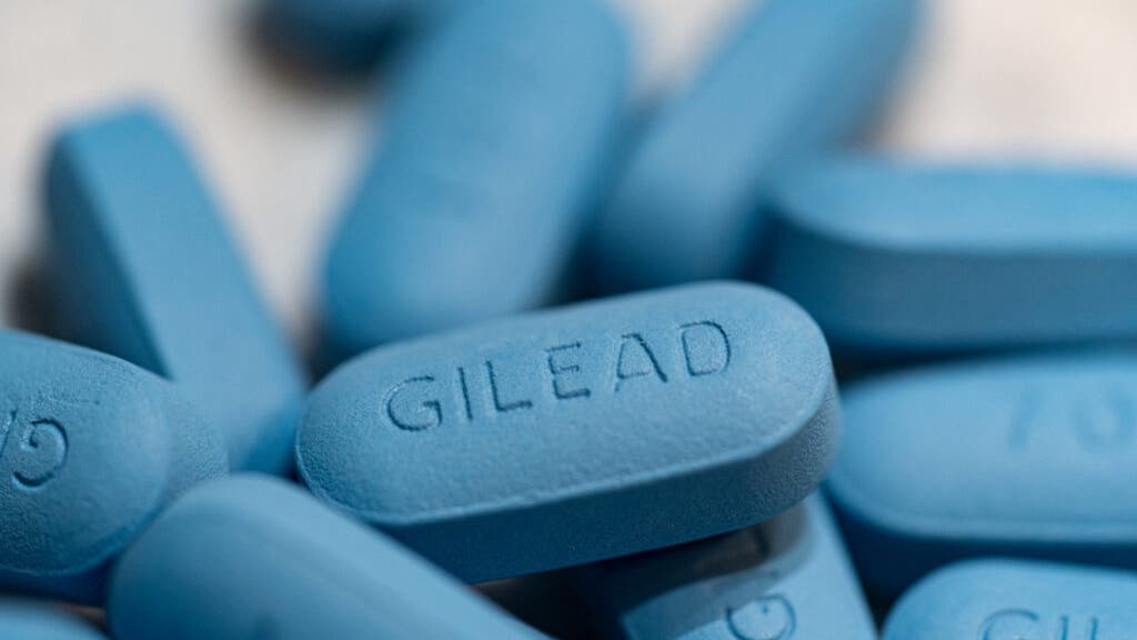 Gilead's Stock Plummets on Disappointing Lung Cancer Study Results