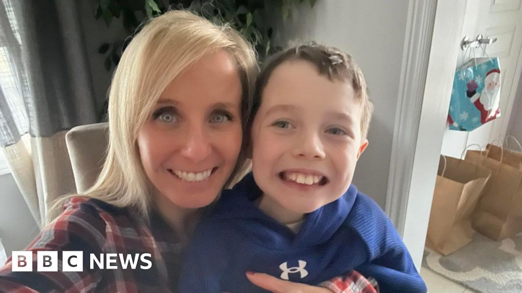 Featured image for Autism Community Responds to Trump and Tylenol Warnings