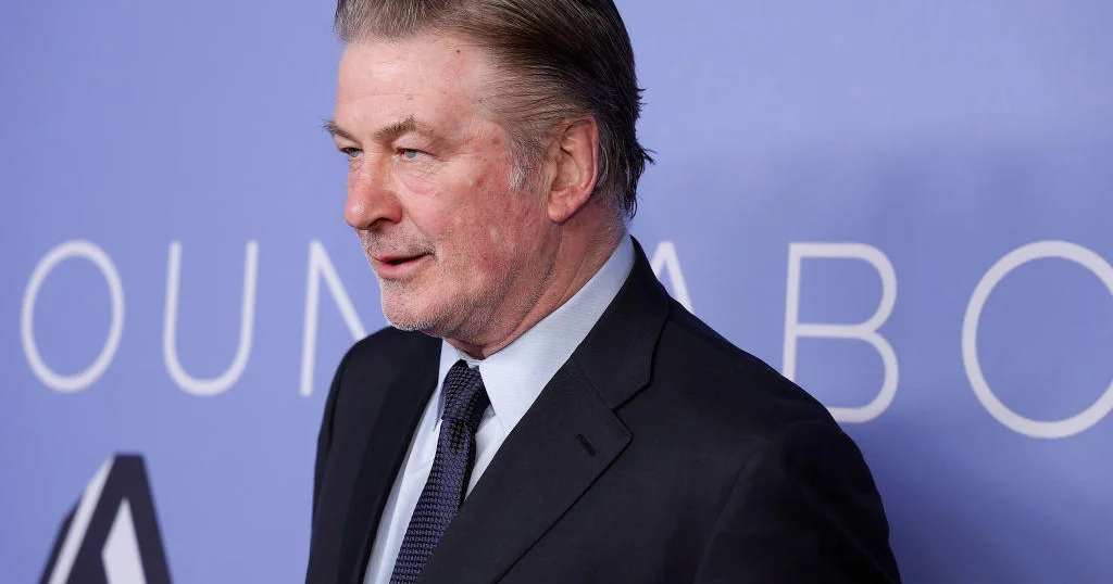 "Alec Baldwin Seeks Dismissal of Involuntary Manslaughter Charge in 'Rust' Shooting Case"