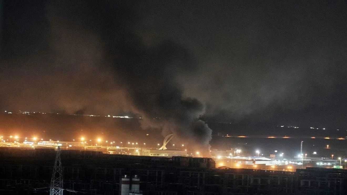 Iran escalates strikes as Gulf oil routes face new threats