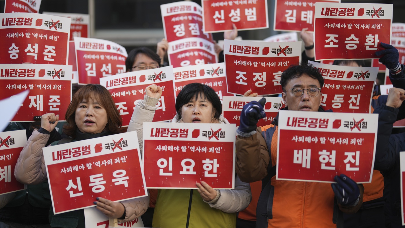 South Korea Imposes Travel Ban on President Amid Martial Law Probe