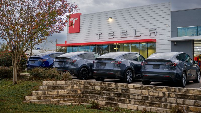 "Analysts Predict Further Decline for Tesla Stock Despite Bullish Outlook"