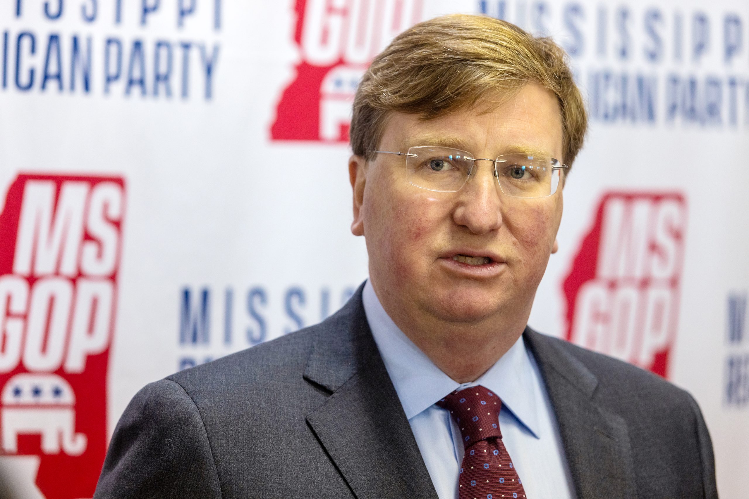Featured image for 2023 Governor's Race: Republicans Concerned as Mississippi Governor's Race Tightens