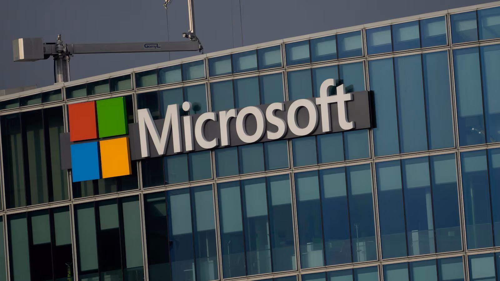 Microsoft to Invest $15 Billion in UAE and Export Nvidia AI Chips