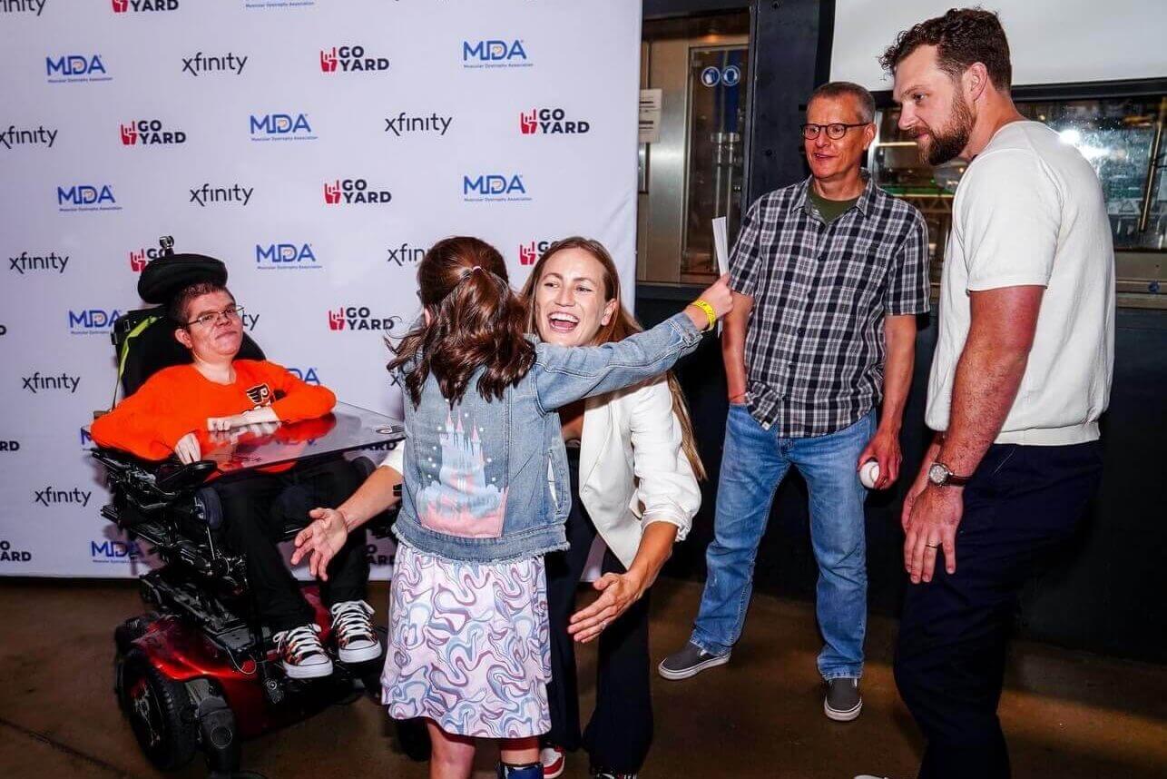 Featured image for "Rhys Hoskins' Departure from Philadelphia Strengthens Milwaukee Brewers' Roster"