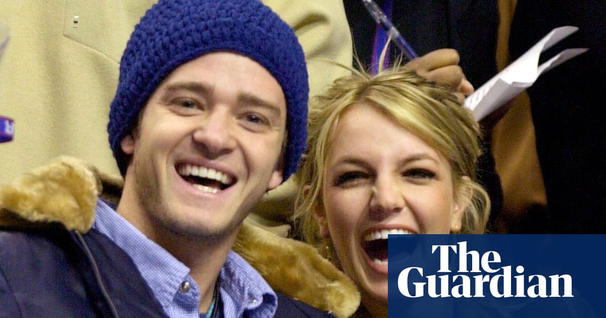 Featured image for "Britney Spears' Memoir Sparks Celebrity Reactions and Sam Asghari's Response"