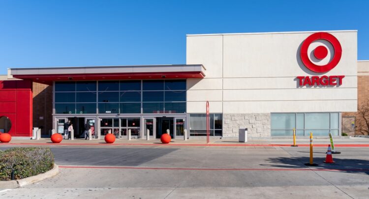 Target Faces Challenges: Stock Plunge and Customer Behavior Concerns