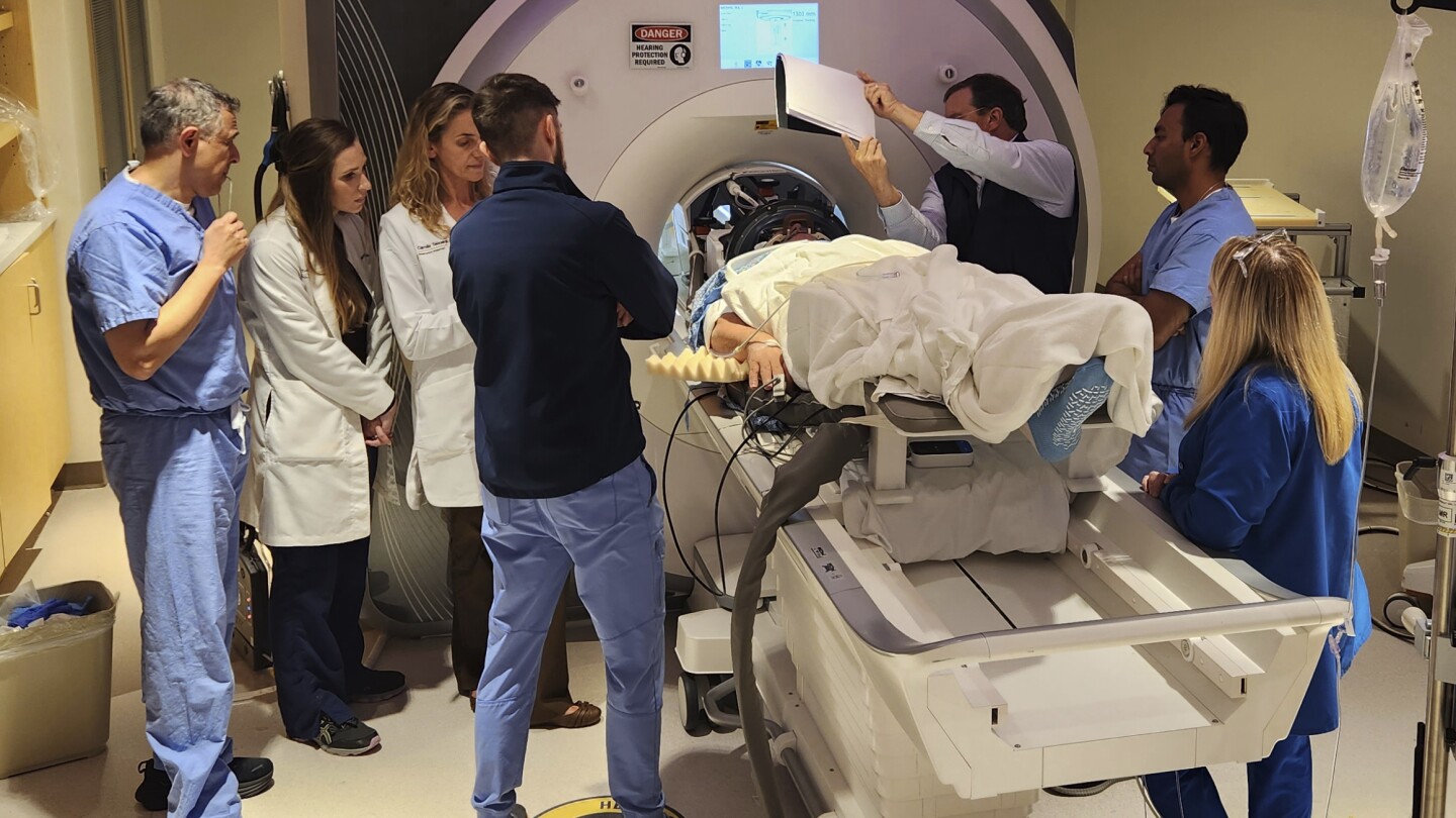 "Ultrasound Advances Accelerate Alzheimer's Drug Delivery to the Brain"