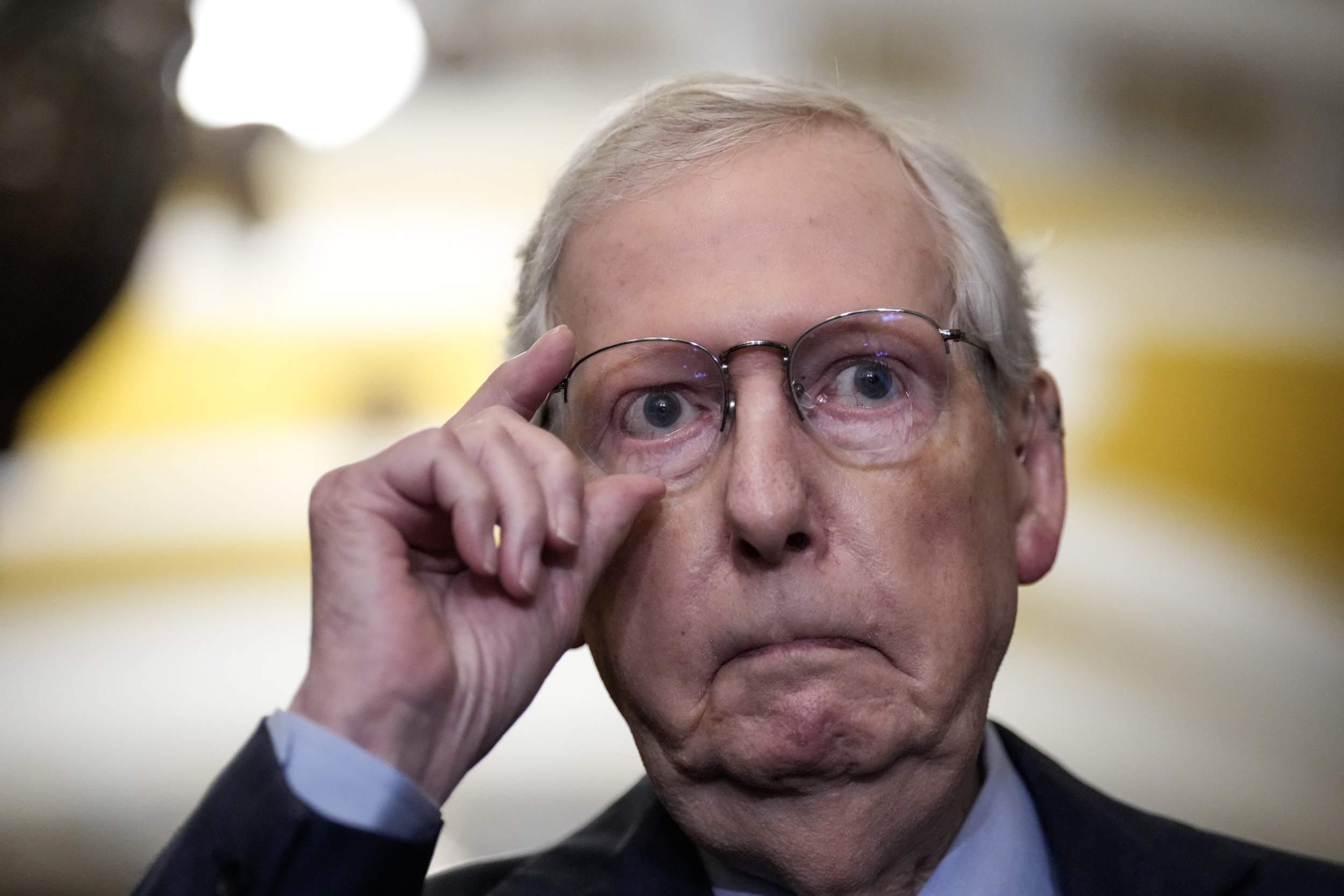 "Johnson vs. McConnell: Clash over Ukraine Aid and International Support"