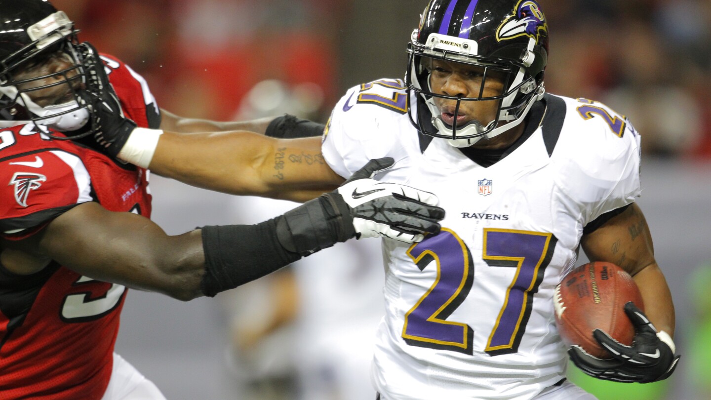 Ravens to Celebrate Ray Rice as 'Legend of the Game' Years After Controversial Exit