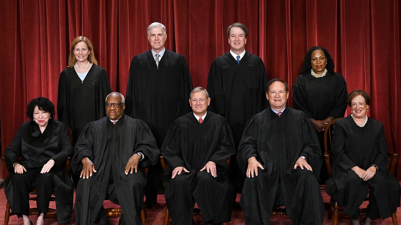 Senate Democrats escalate Supreme Court ethics investigation, vow to issue subpoenas