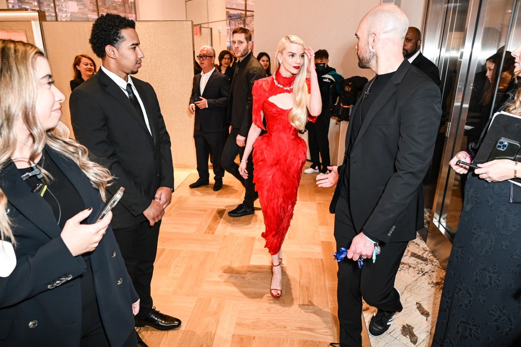 Featured image for Celebrity Guests Attend Tiffany Landmark Flagship Reopening.