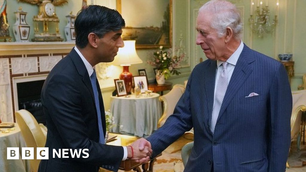"King Charles Moved to Tears by Public Support Amid Cancer Battle"