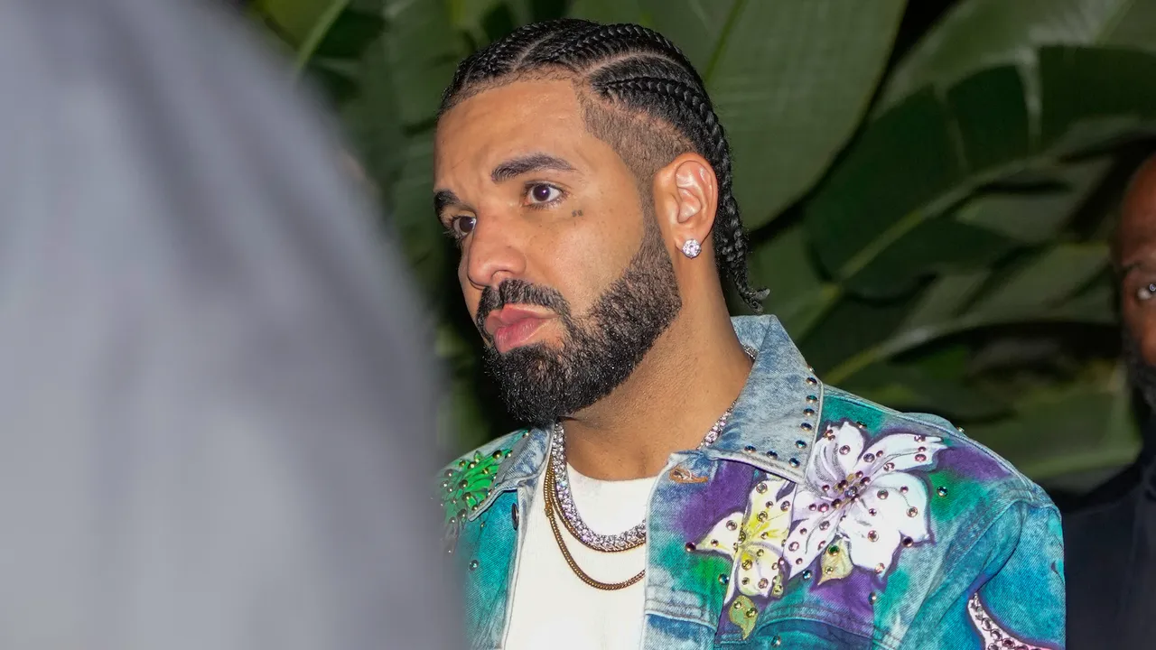 Featured image for Drake Sues UMG Again Over Kendrick Lamar's 'Not Like Us' Defamation Claims