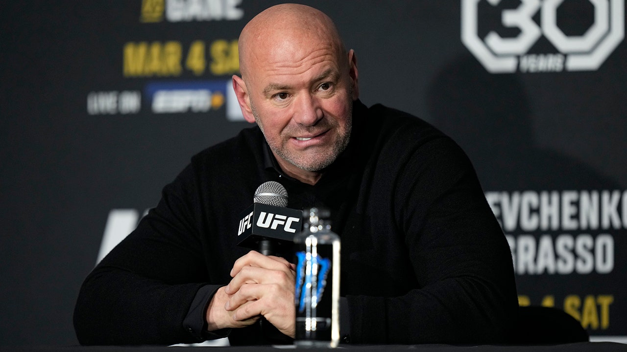 Musk and Zuckerberg Seriously Considering UFC Cage Fight, Says Dana White