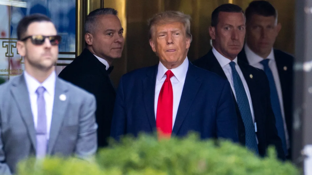 Trump campaign profits from fake mugshot merchandise.
